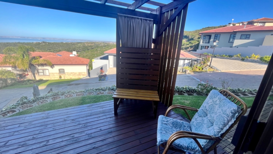 3 Bedroom Property for Sale in Avonddans Western Cape